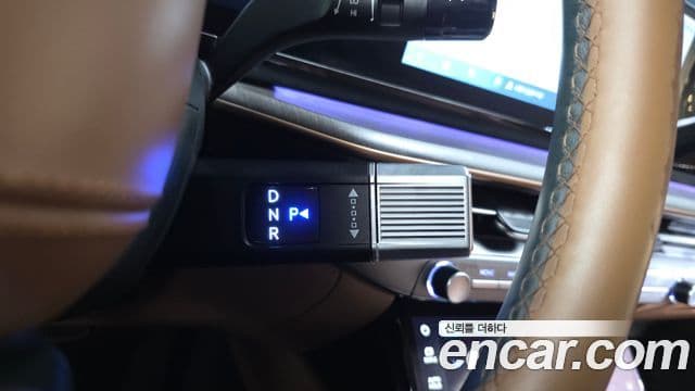 Hyundai Grandeur 2023 — ფოტო 9/20