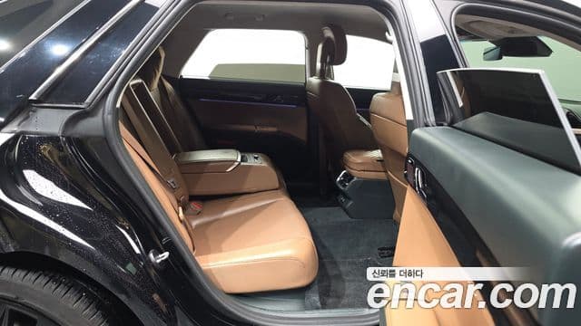 Hyundai Grandeur 2023 — ფოტო 13/20