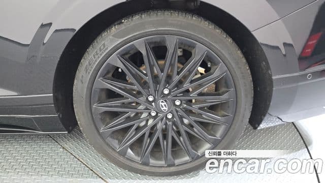 Hyundai Grandeur Hybrid 2023 — ფოტო 21/37