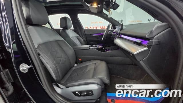 BMW 5 Series 2025 — Photo 14/20