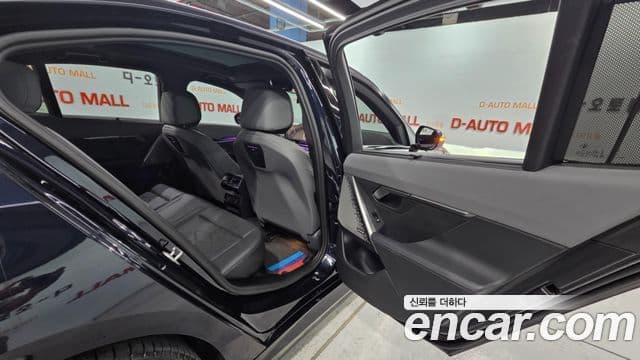 BMW 5 Series 2025 — Photo 4/20