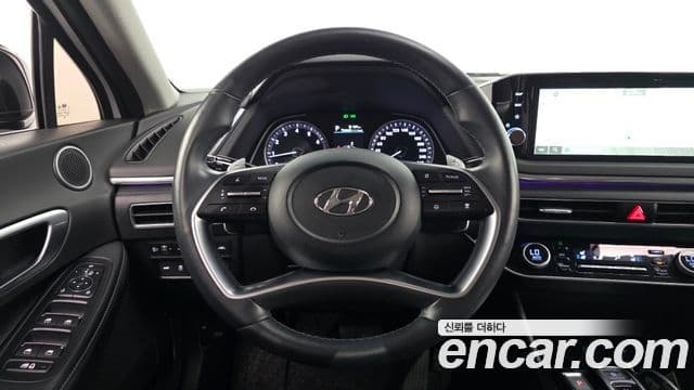 Hyundai Sonata 2022 — ფოტო 12/20
