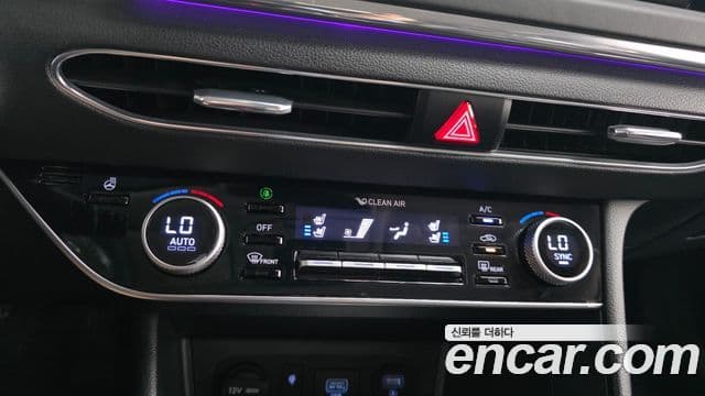 Hyundai Sonata 2022 — ფოტო 16/20