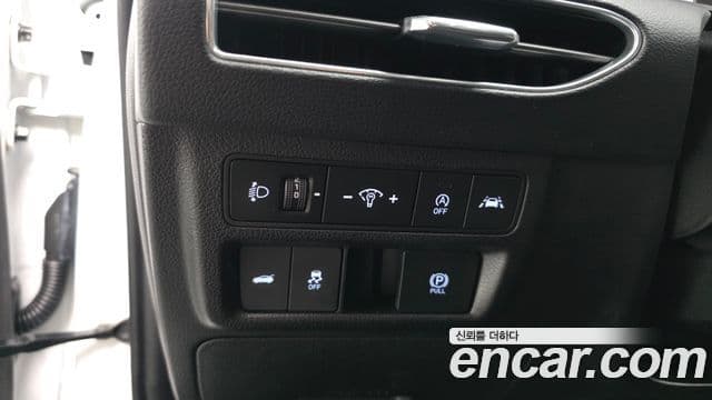 Hyundai Sonata 2022 — ფოტო 17/20
