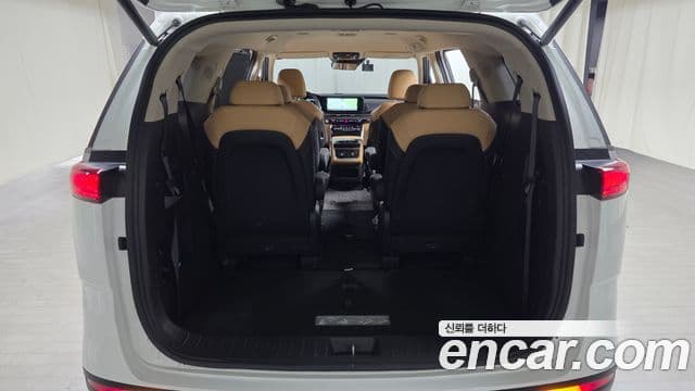 Kia Carnival 2022 — Фото 20/20