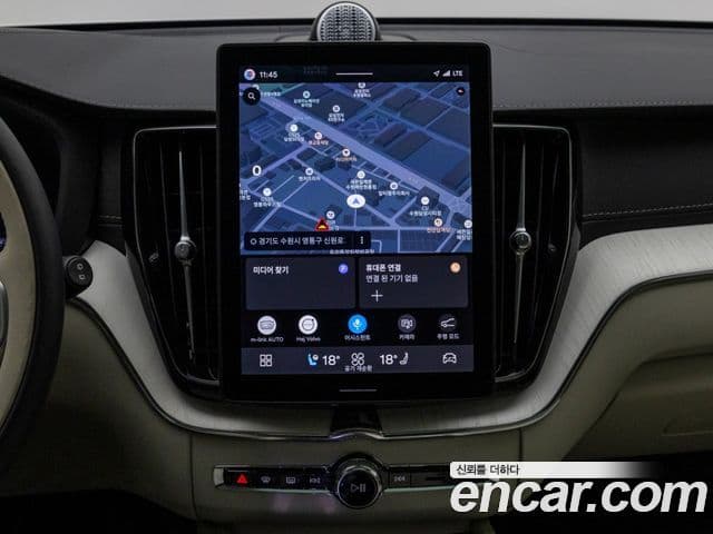 Volvo XC60 2026 — ფოტო 14/19