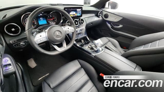 Mercedes-Benz C-Class 2019 — ფოტო 7/20