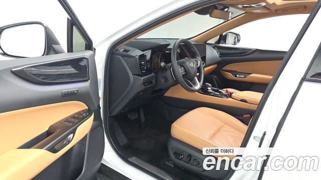Lexus NX350h 2025 — фото 10 из 20