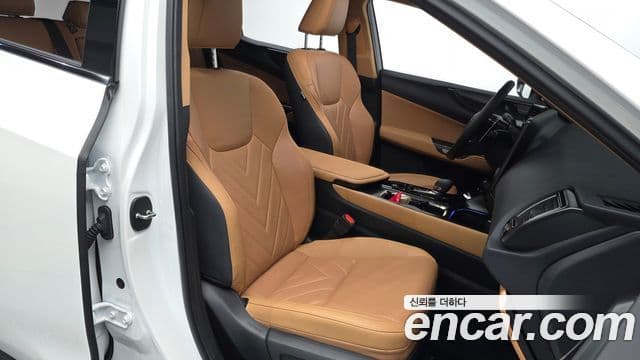 Lexus NX350h 2025 — Photo 6/30