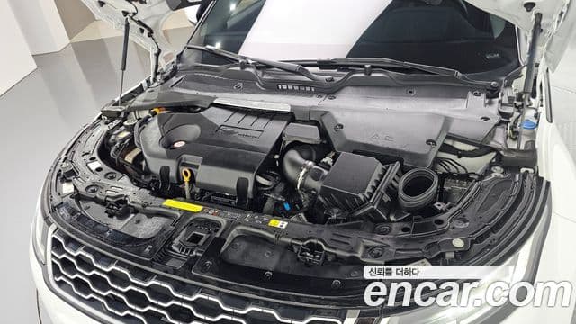 Land Rover Range Rover Evoque 2020 — фото 6 из 20