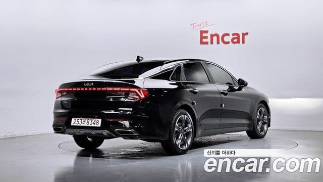 Kia K5 2022 — ფოტო 2/20