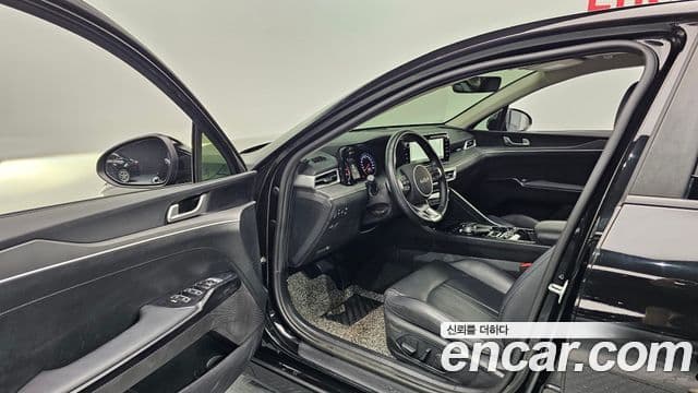 Kia K5 2022 — фото 9 из 20