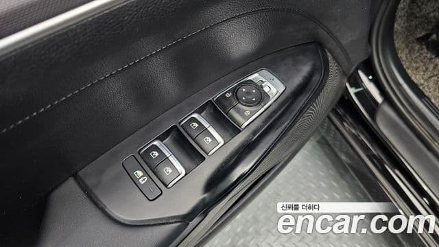 Kia K5 2022 — ფოტო 19/20