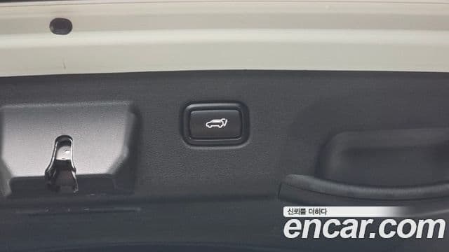 Kia Sportage 2024 — ფოტო 8/33