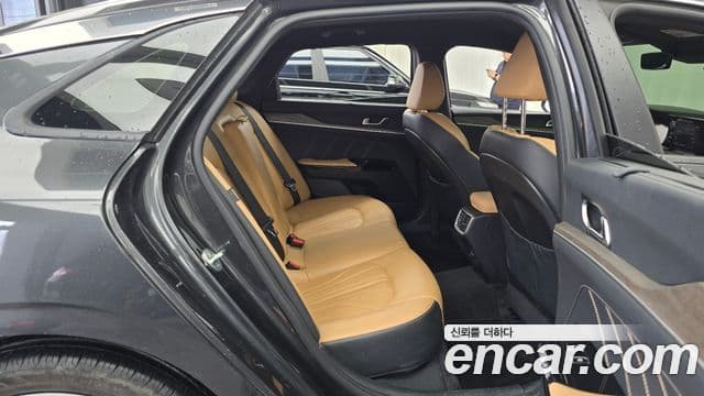 Kia K5 2021 — фото 12 из 20