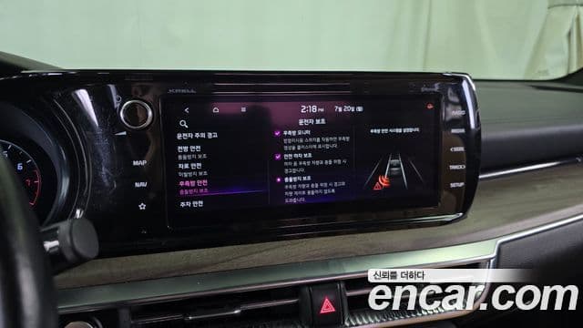Kia K5 2021 — Şəkil 16/20