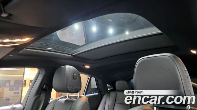 Mercedes-Benz GLE-Class 2022 — ფოტო 18/20