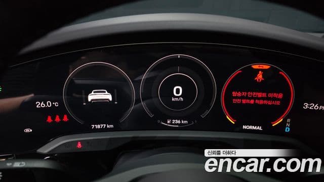 Porsche Taycan 2021 — ფოტო 10/36