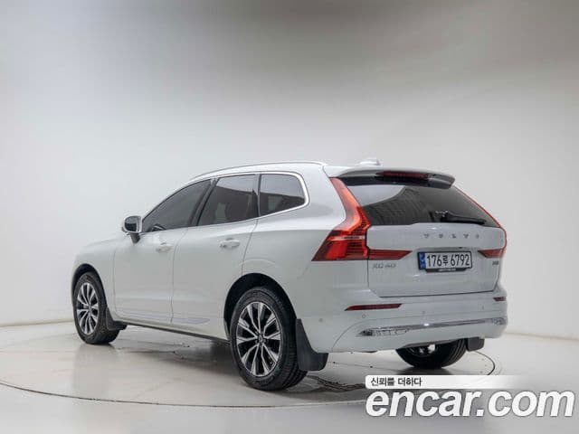 Volvo XC60 2024 — фото 3 из 19