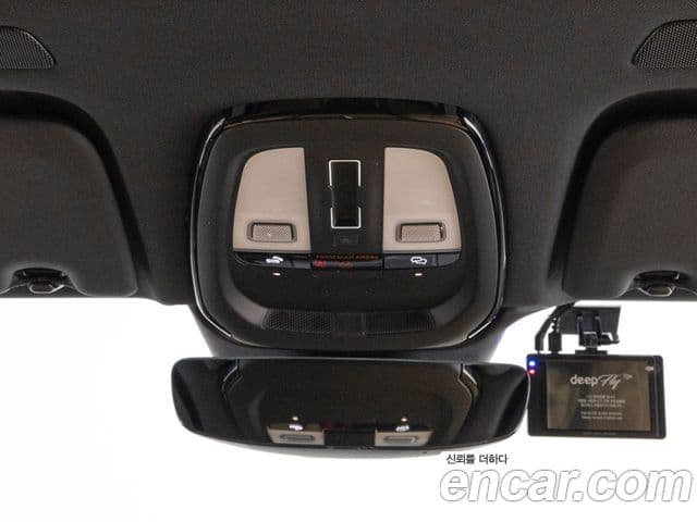 Volvo XC60 2024 — ფოტო 16/19