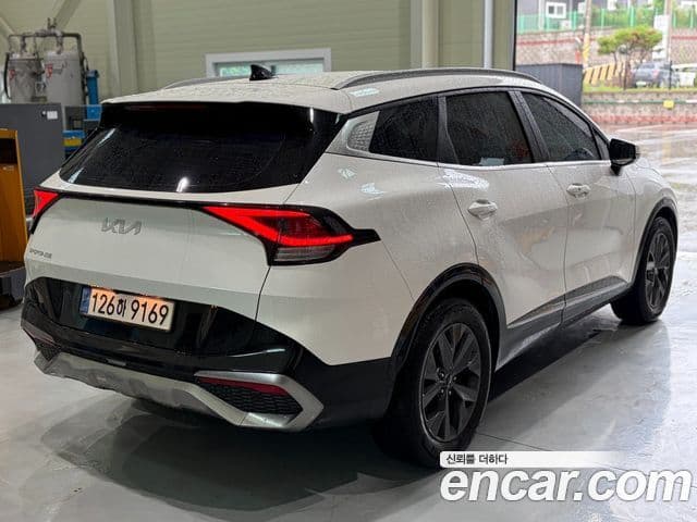 Kia Sportage 2022 — Фото 4/20