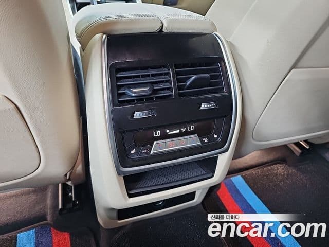 BMW X6 2021 — фото 13 из 20