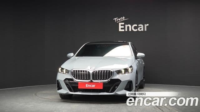 BMW 5 Series 2024 — ფოტო 3/20