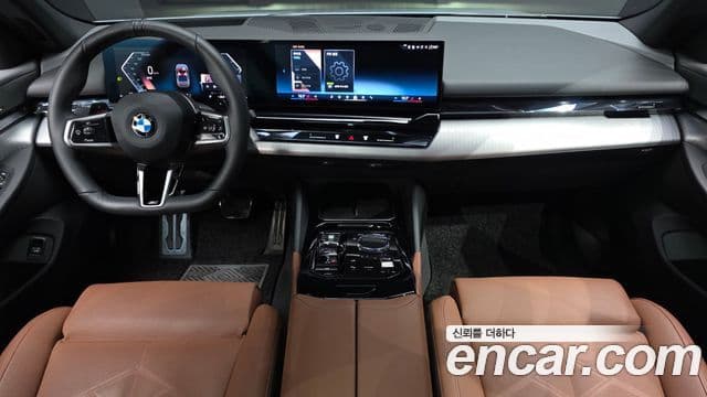 BMW 5 Series 2024 — ფოტო 7/20