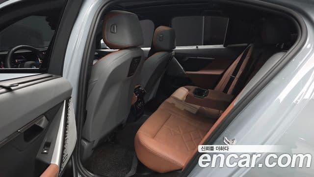 BMW 5 Series 2024 — ფოტო 11/20