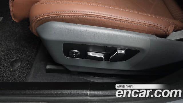 BMW 5 Series 2024 — Photo 1/35