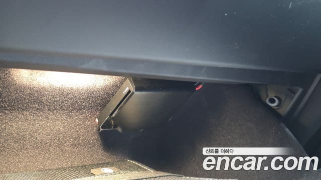 BMW 5 Series 2024 — Photo 12/35
