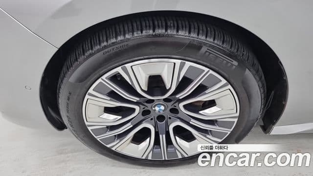 BMW 7 Series 2023 — Şəkil 18/18