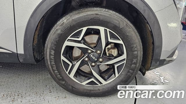Kia Sportage 2023 — фото 5 из 20