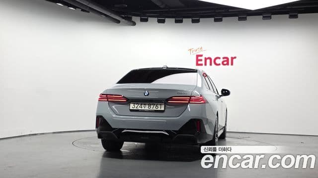 BMW 5 Series 2025 — ფოტო 4/20