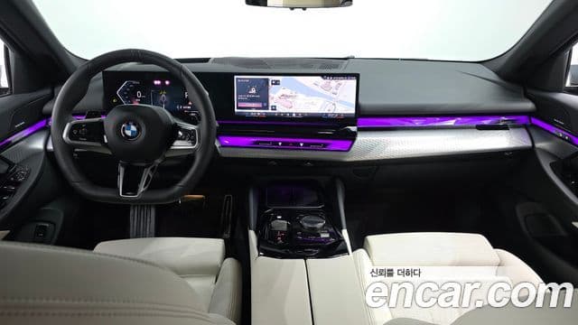 BMW 5 Series 2025 — ფოტო 7/20