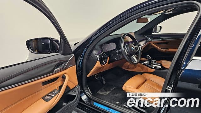 BMW 5 Series 2021 — ფოტო 10/20