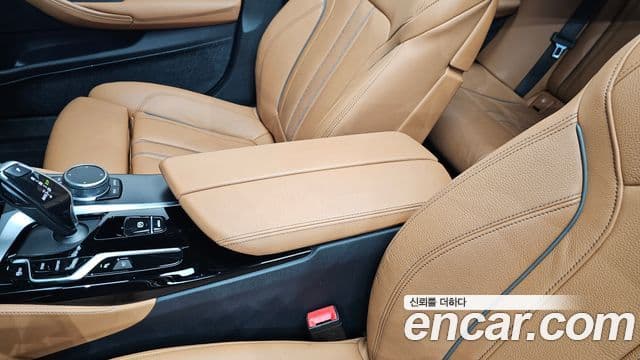 BMW 5 Series 2021 — Photo 3/31