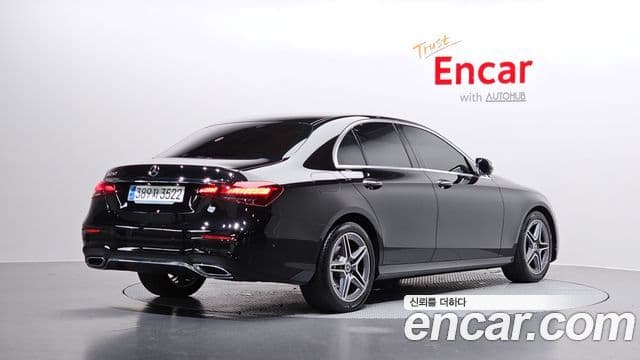 Mercedes-Benz E-Class 2023 — фото 2 из 20