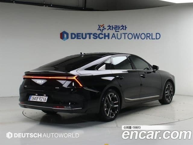 Kia K8, 2025