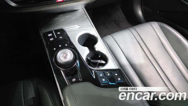 Kia K8 2023 — ფოტო 9/20