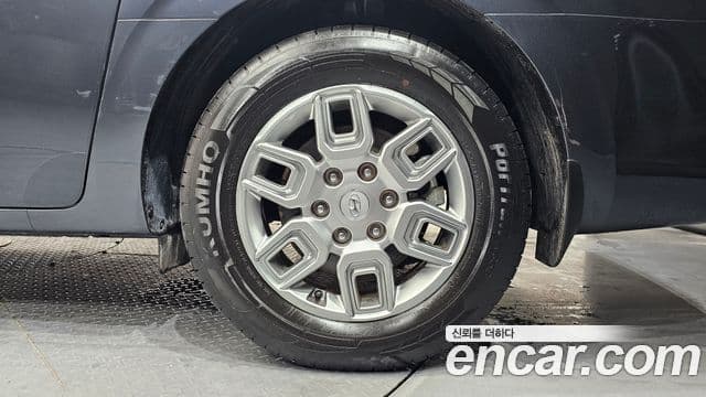 Hyundai Staria 2021 — ფოტო 15/31