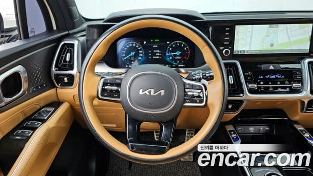 Kia Sorento 2023 — ფოტო 13/20