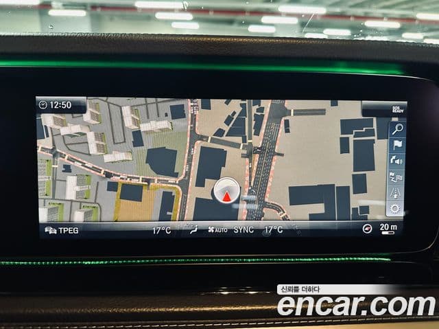 Mercedes-Benz G-Class 2021 — Photo 20/20