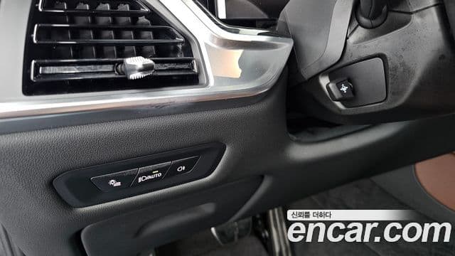 BMW X6 2025 — Photo 24/34