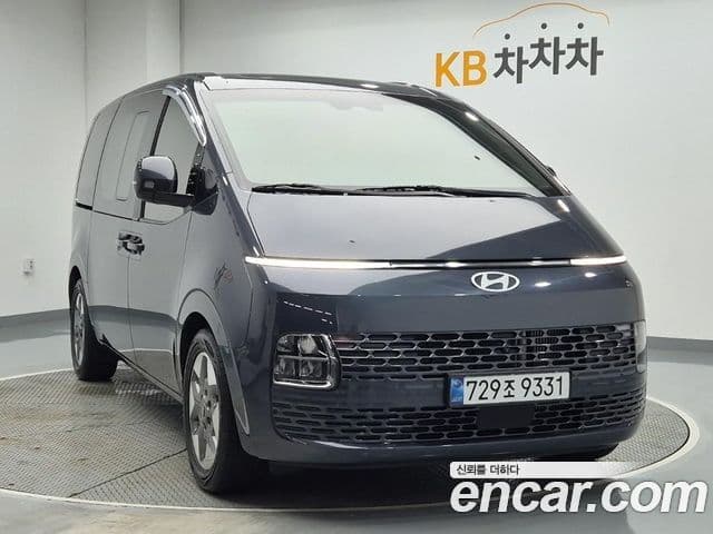Hyundai Staria 2024 — Фото 3/19