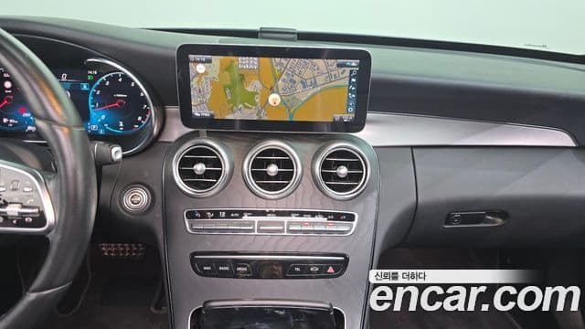 Mercedes-Benz C-Class 2021 — фото 14 из 20