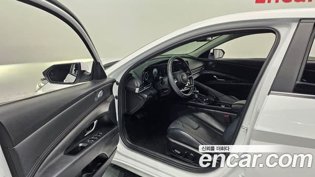 Hyundai Avante 2023 — ფოტო 11/20