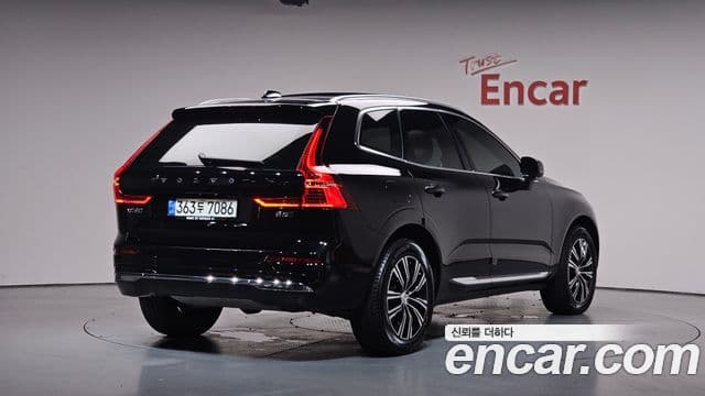 Volvo XC60 2021 — Şəkil 2/20