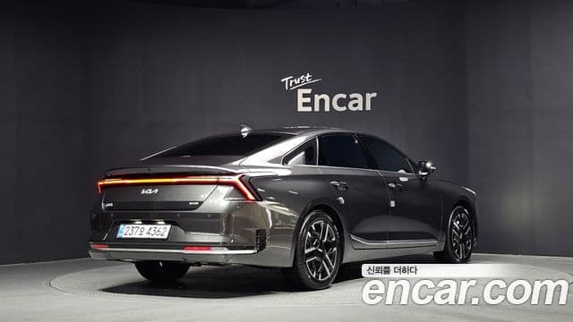 Kia K8 2025 — Photo 11/34