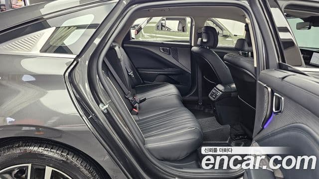 Kia K8 2025 — Photo 13/34